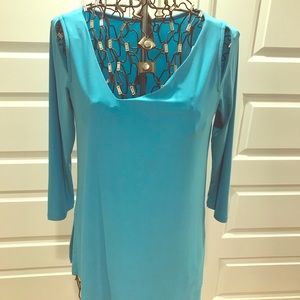 Asymmetrical and cutout blouse